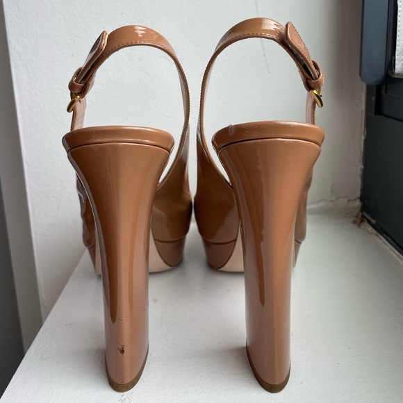 Miu Miu Pantent Leather Pumps - Picture 7 of 16